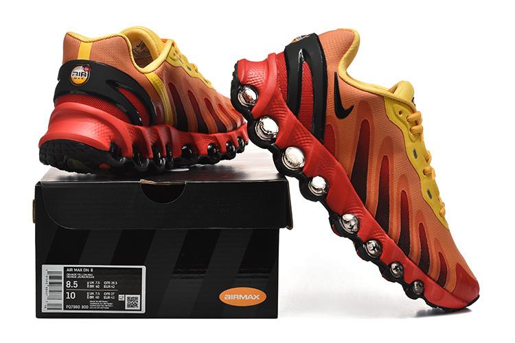 Nike Air Max DN8 Laranja